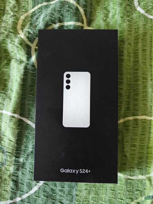 Samsung galaxy S24 plus