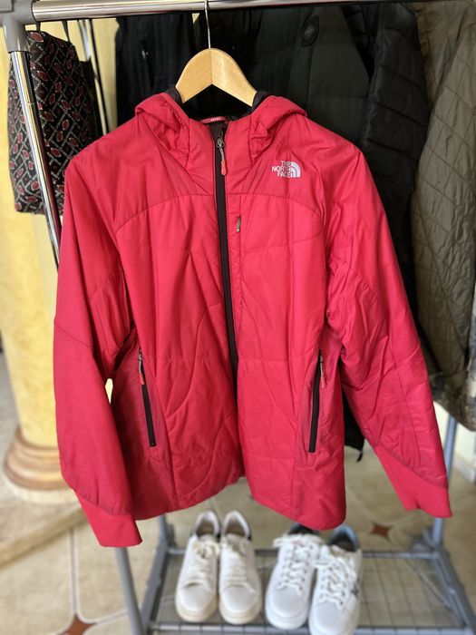 Яке The north face като ново