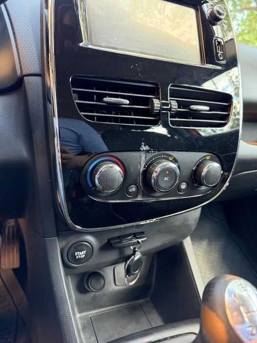 Renault Clio 3     An 2012