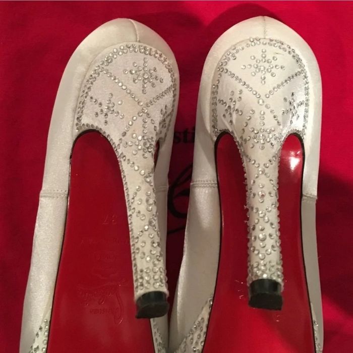 Christian Louboutin оригинални дамски обувки