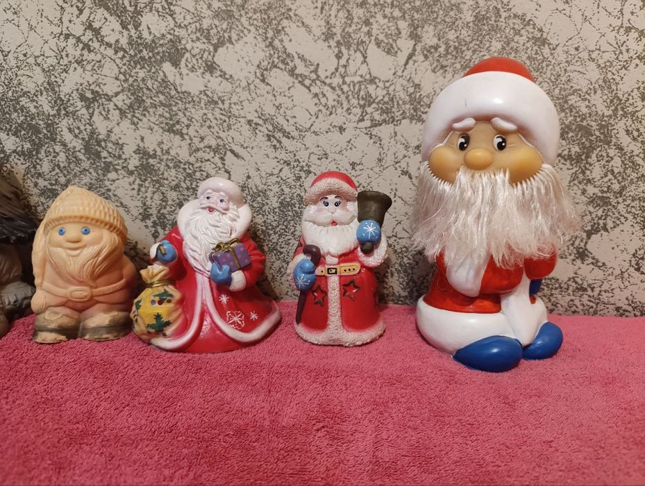 Новогодние гирлянды , игрушки , дед Морозы , снегурочки СССР