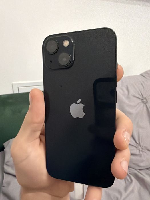 Iphone 13 midnight blue 128gb sanatatea bateriei 85%