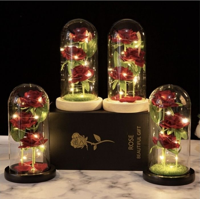 Роза в колбе разного цвета