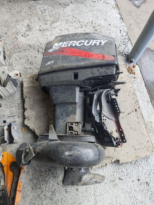 Продам лодочный мотор на водомёте Mercury 40