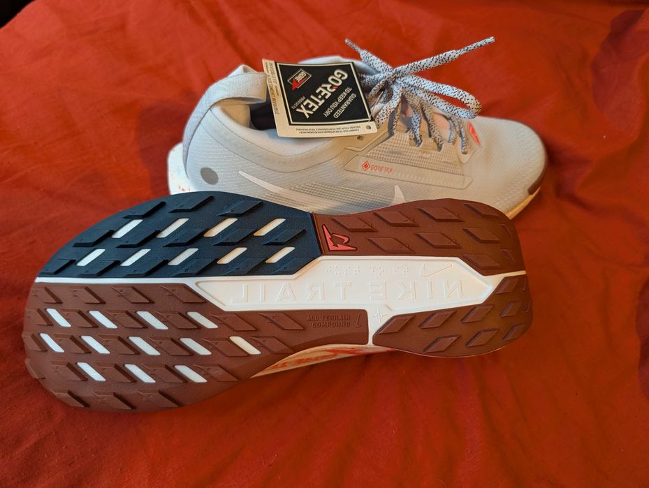 Маратонки Nike Trail - Gore-Tex - EUR 44 , UK 9
