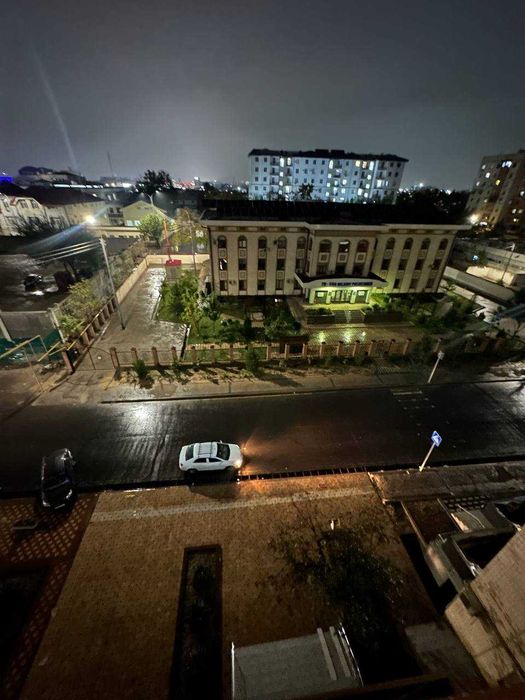 Срочно!!! 145м², 6- комн. Кв, 6- этаж, Куйлюк центр . Яшнабадский р-н