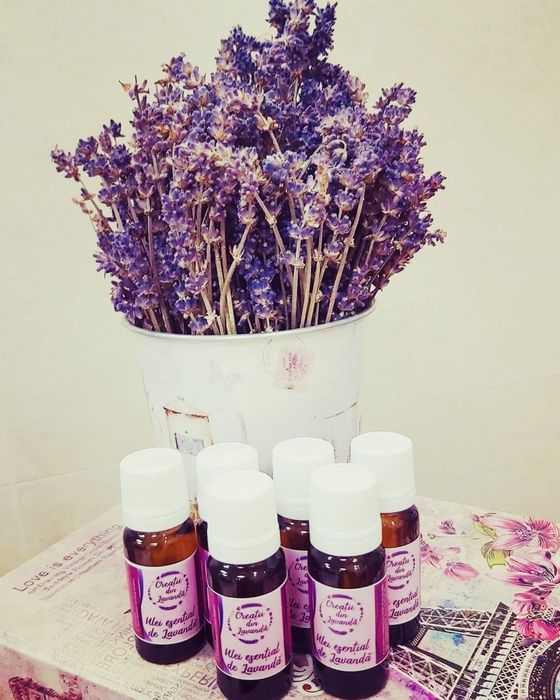 Apa florala de lavanda