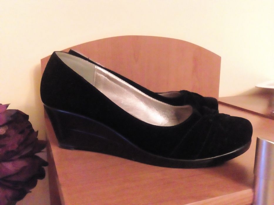 НОВИ обувки ток/сандали/кецове/кожа №37-38 -10% доп.отстъпка