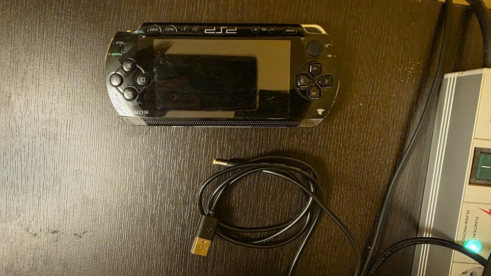 psp modat cu incarcator
