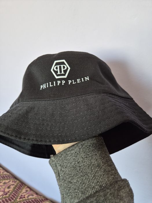 Шапка Philipp Plein