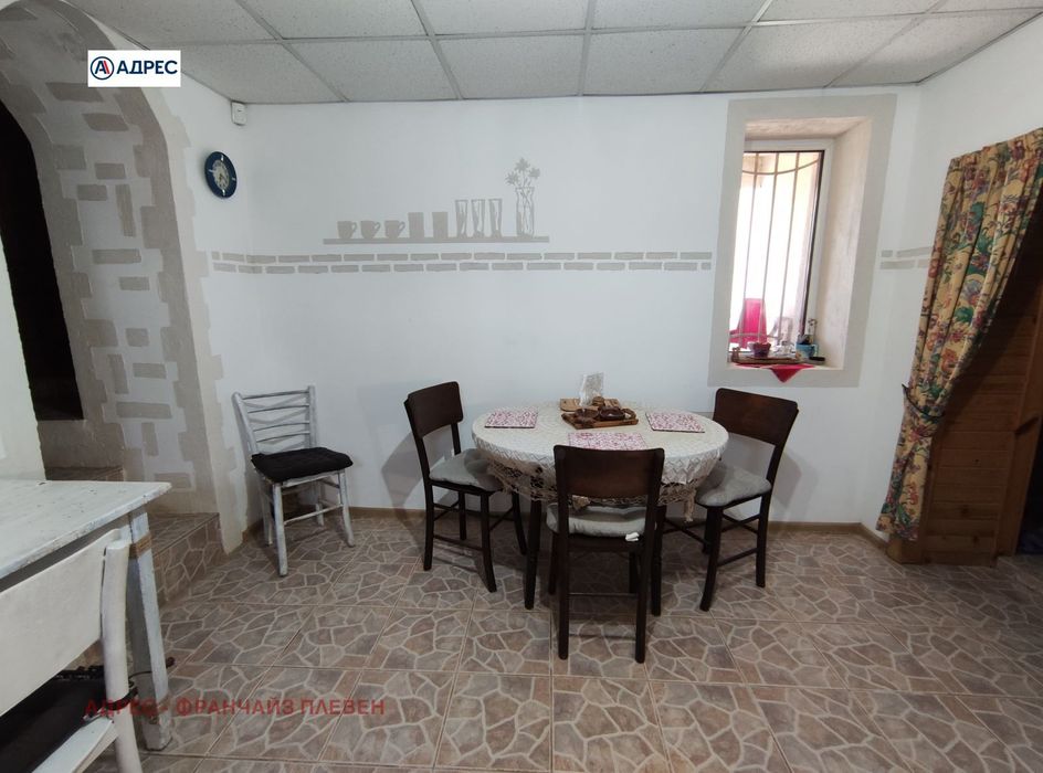 Продава се Къща в с. Пелишат, Област Плевен - 170 кв.м за 577 €/кв.м - Снимка #6