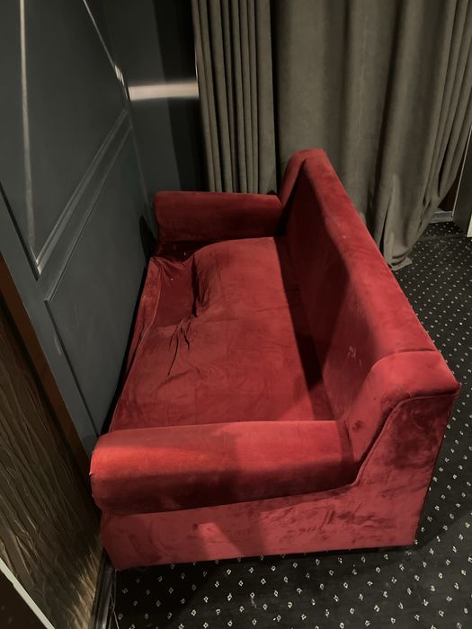 продам 2 дивана 5000,самовывоз