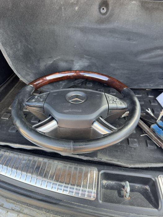 Руль ml gl 164
