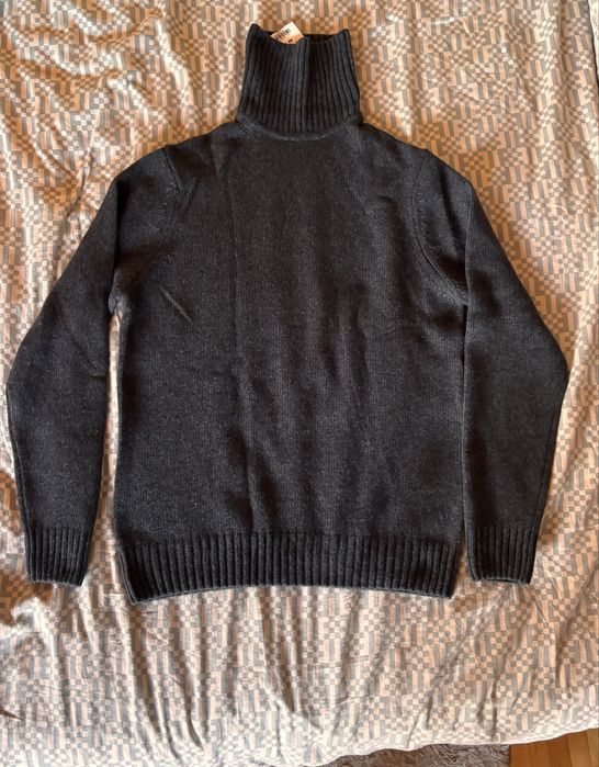 pulover gri inchis pe gat( turtleneck)- Zara
