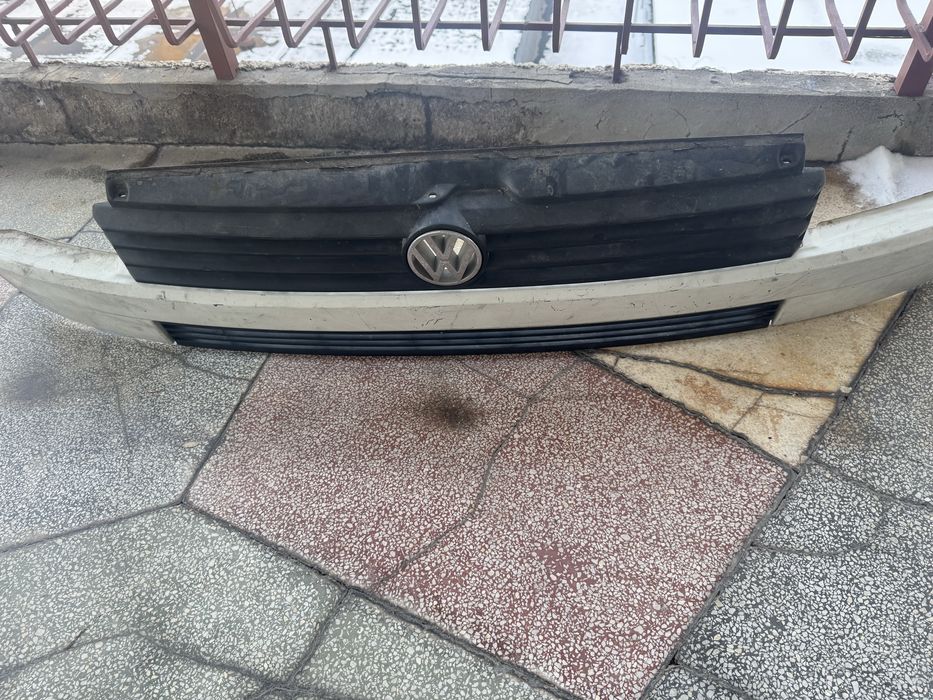 Оригинална решетка маска VW Transporter T4
