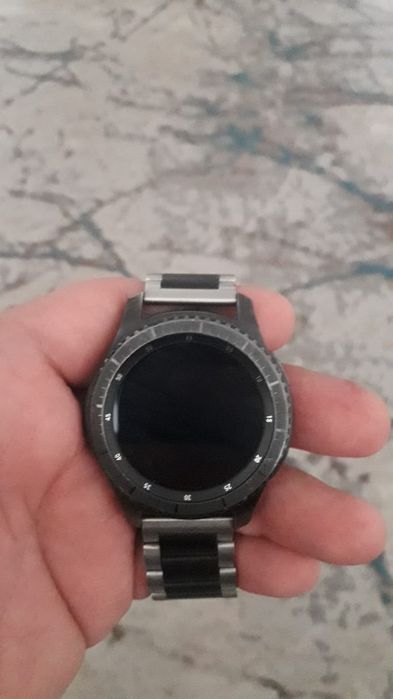 Продается смарт часы samsung s3