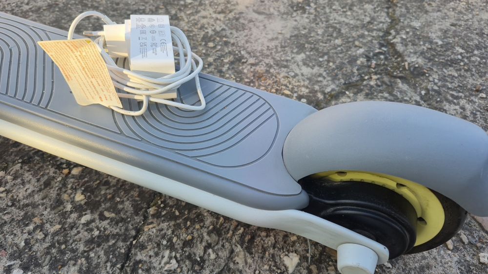 Детска електрическа тротинетка