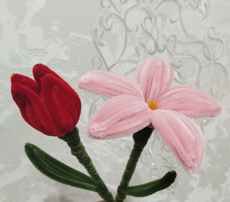 Yasalgan dekorativ gullar xona,ofis va boshqa narsalar uchun bezak