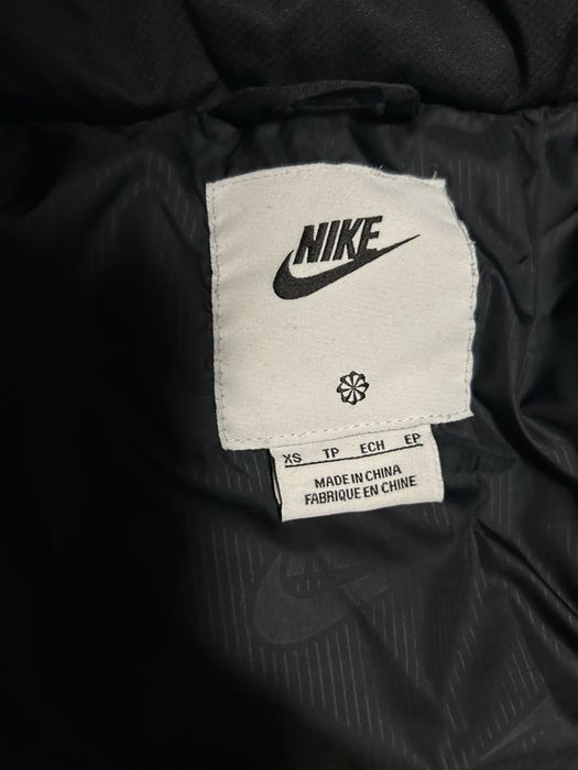 Nike puffer jacket