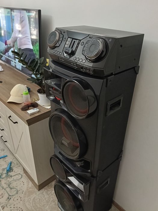 Музыкальный центр LG 3500 Вт
