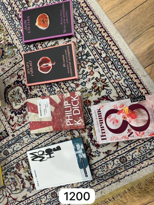 Продам книги, цена от 500 до 2000 тенге