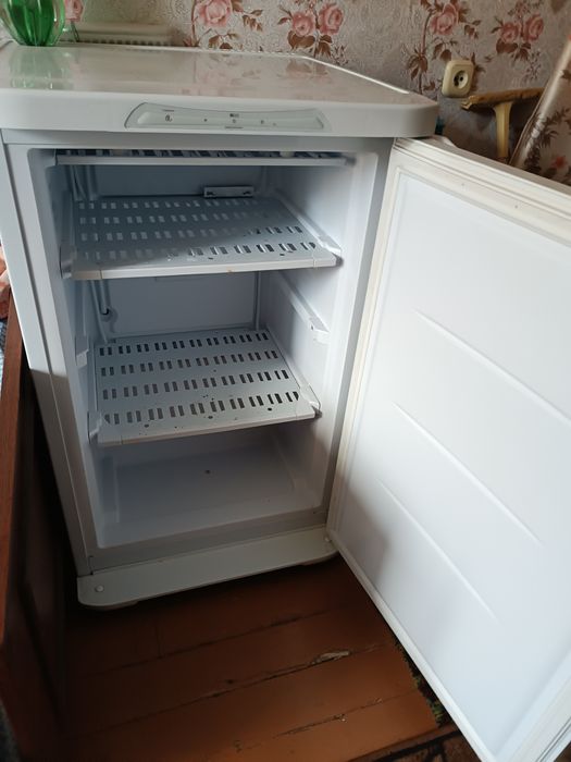 Продам морозильную камеру Бирюса