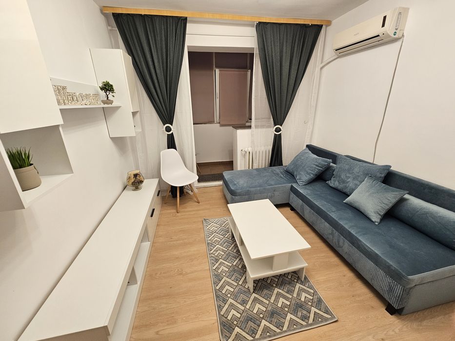 PROPRIETAR! Apartament 2 cam, decomandat, Alexandru cel Bun, langa Biserica Sf. Nectarie (pod Alexandru)