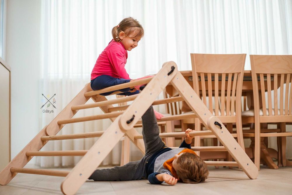 Триъгълник на Пиклер / Pikler Triangle by Odaya