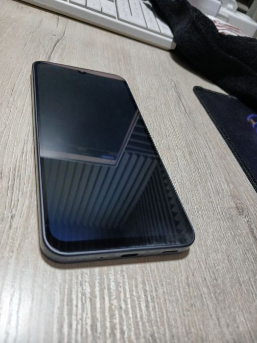 Samsung A16 6/128 ideal