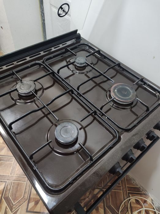 Продается газовая плита артель