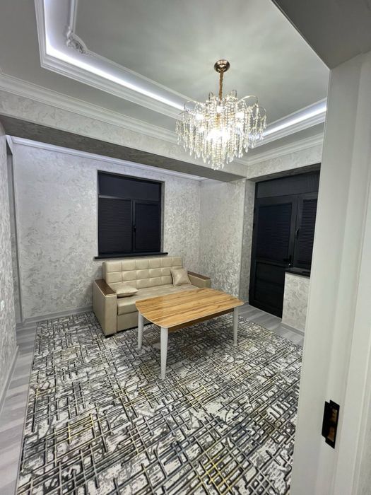 1 хонали 7-каватда янги 8 каватли лифтли дом ор: 5-микрораён Кармен