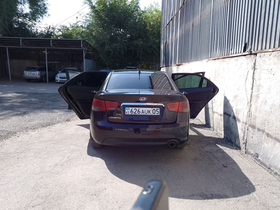 Кия церато 2012.