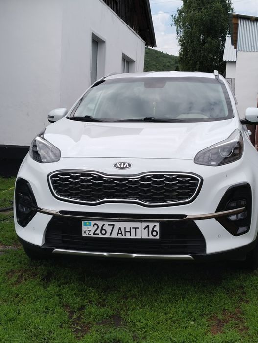 Машина KIA Sportage