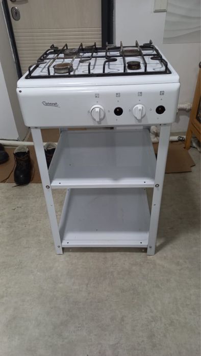 Продается газ плита без духовки