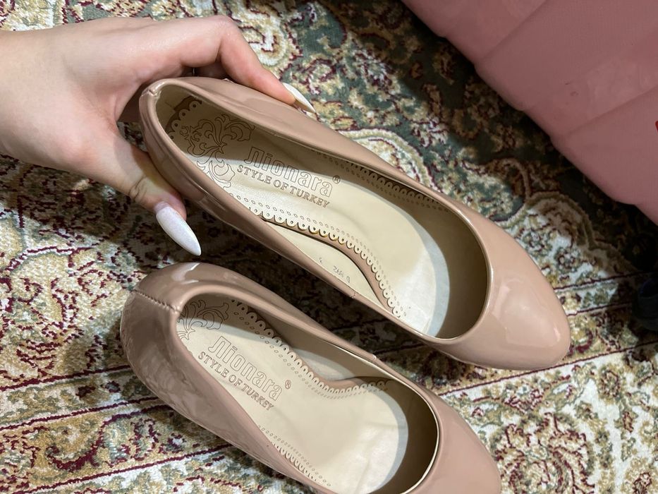 Продам туфли 40 размера