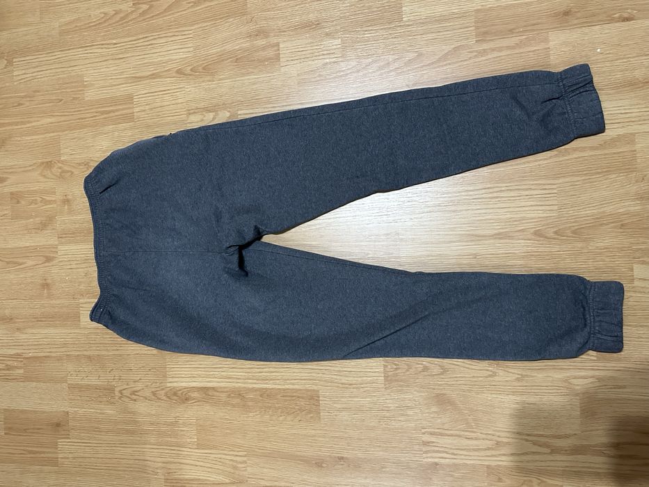 Vand pantaloni nike