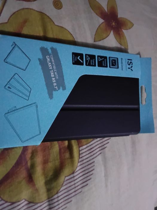 Vând Husă Tableta Galaxy  Tab A 9 de 8,7 Ingh Nouă