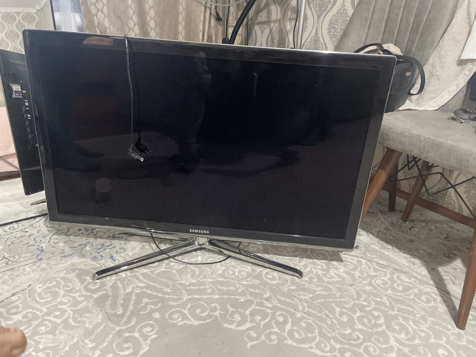 Телевизоры 70000