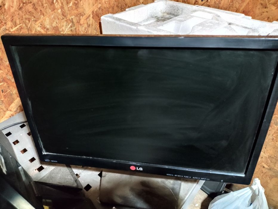 Монитор lg, samsung 19.