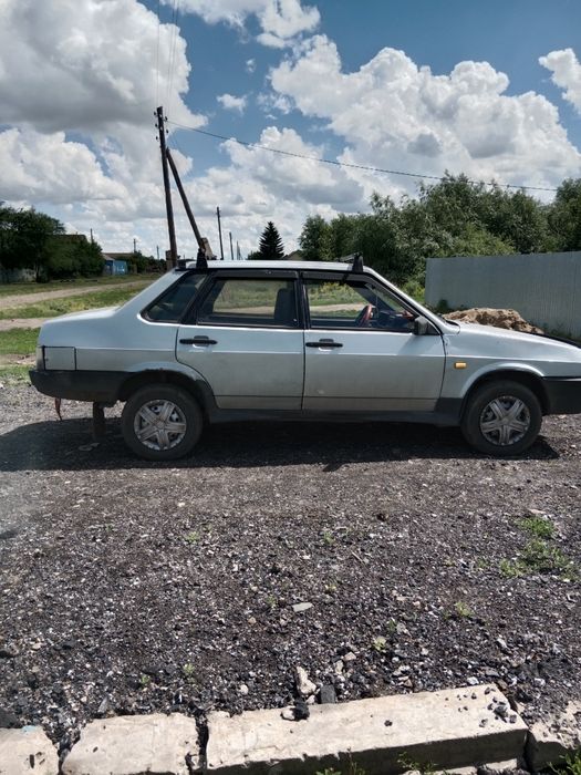 Продам ваз21099.