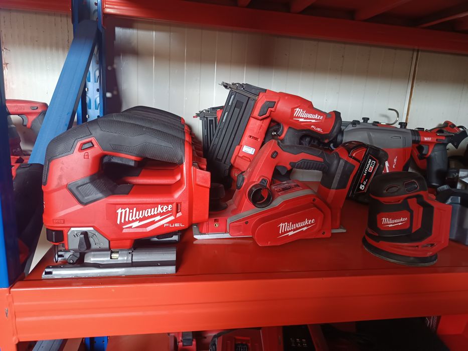 Milwauckee M18 Fierăstrău pendular fuel brushless