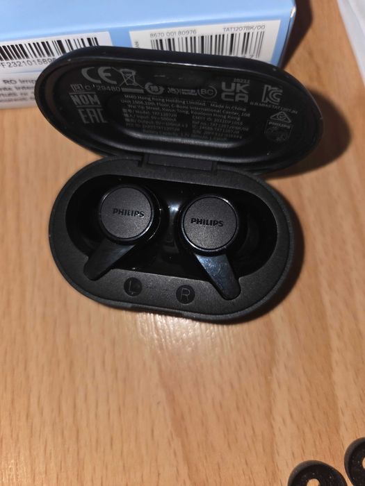 Безж слуш .Philips Tat 1207 черни- нови