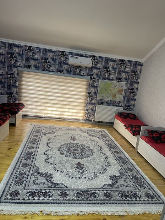 Hostel sport. Er va xotinga joy yuq!