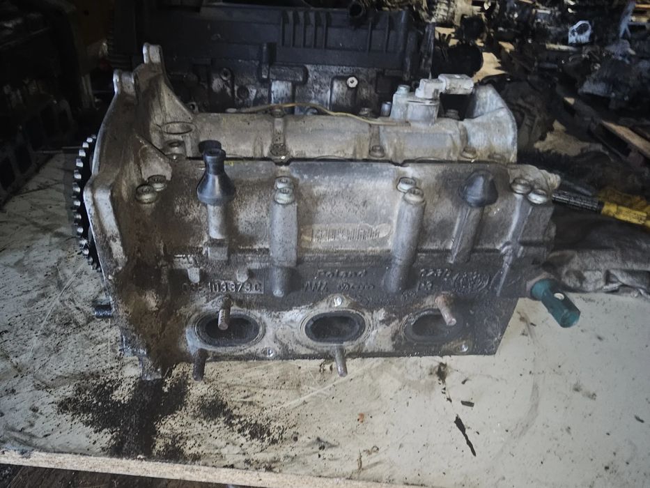 Chiulasa 03E103373C Volkswagen VW Polo 2002 1.2 MT (64 hp)