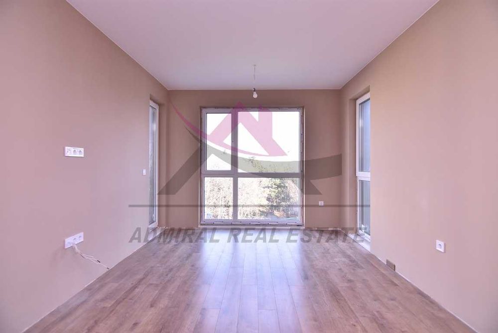 Продава се Двустаен апартамент в к.к. Св.Св. Константин и Елена - 61 кв.м за 3099 €/кв.м - Снимка #4