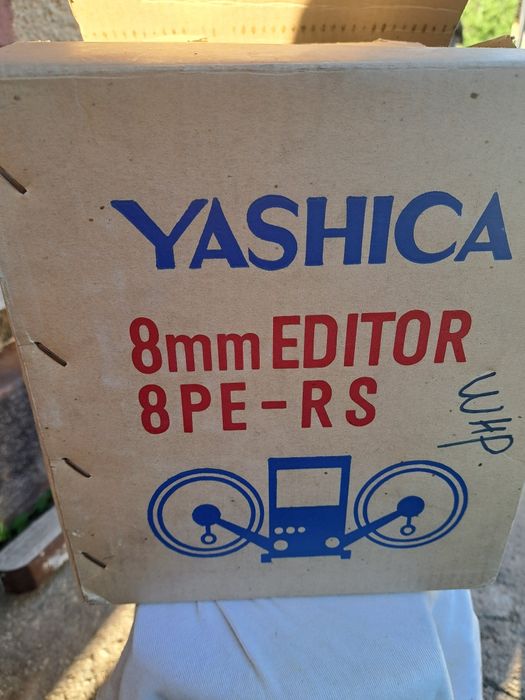 YASHICA 8PE-RS, 220 lei