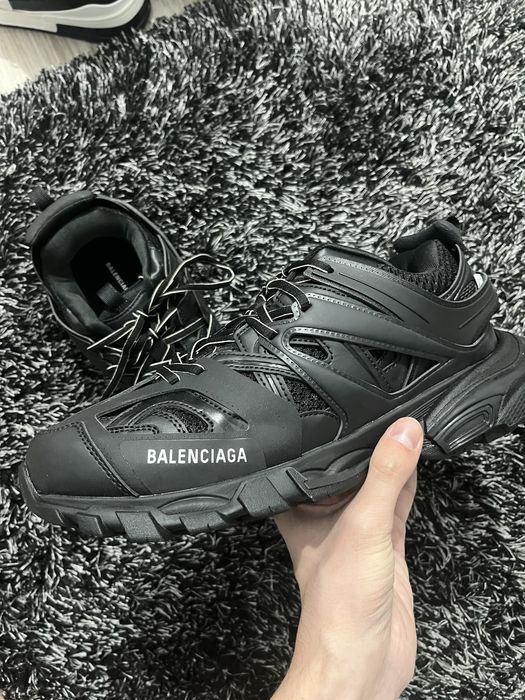 Balenciaga Track 42