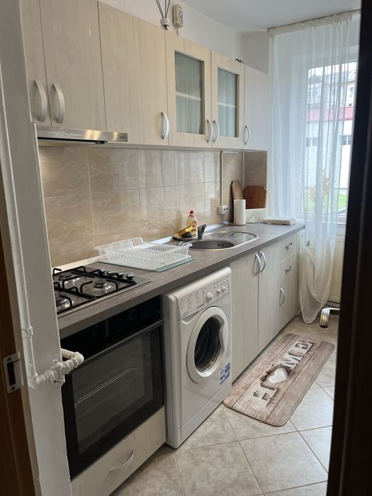 Inchiriez Apartament 2 Camere