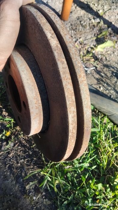 Тормозные диски пасат б3 продам