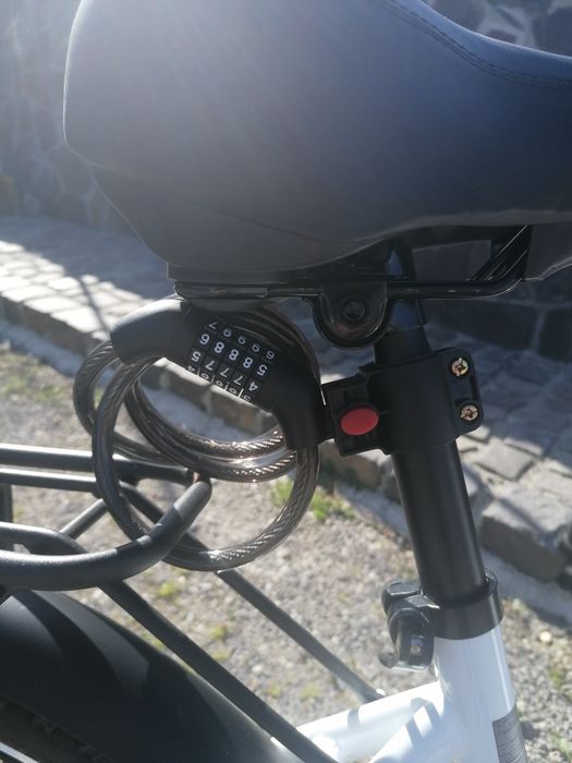 Bicicleta electrica noua